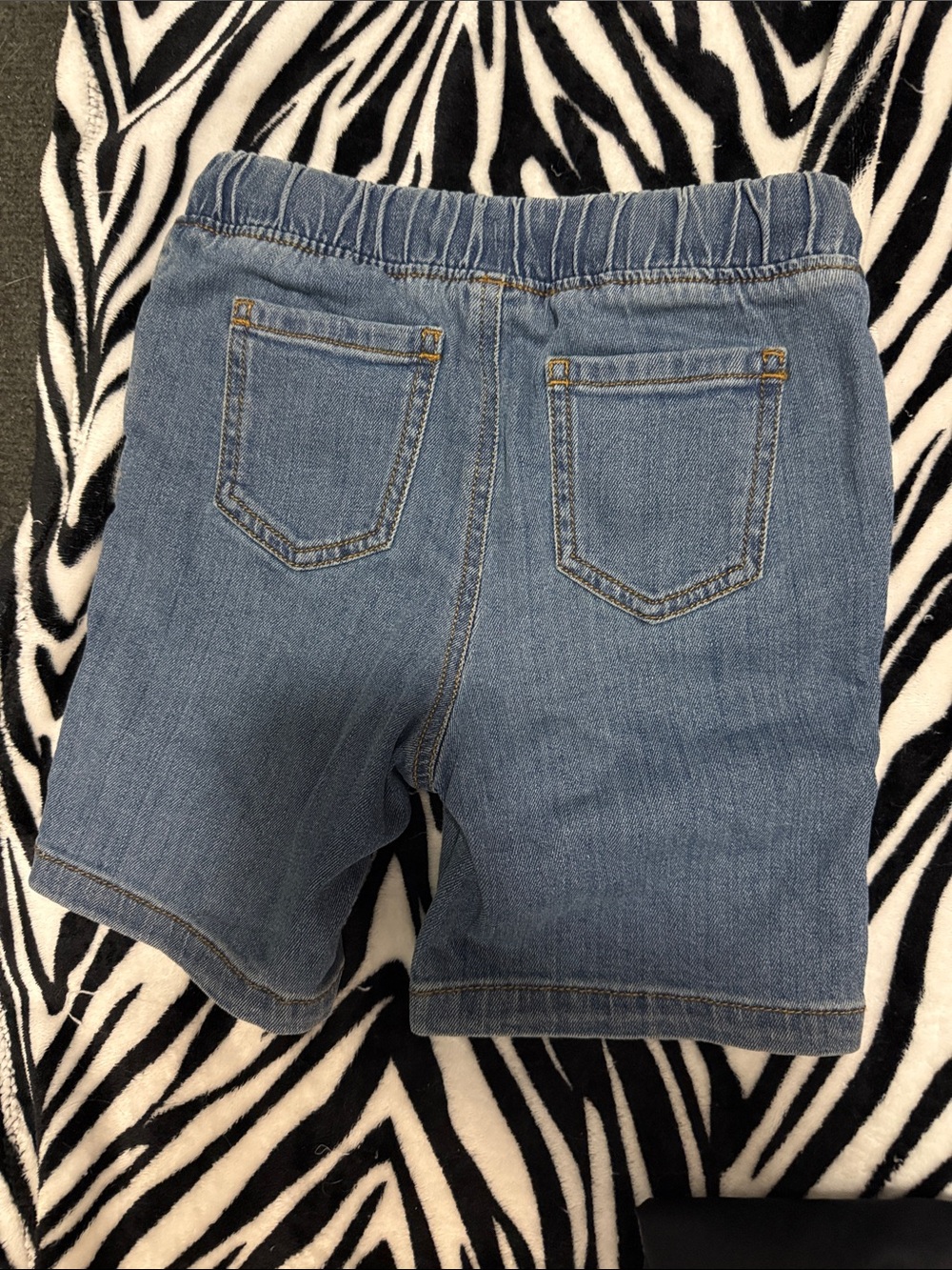 Like NEW! Boys size 5/6 shorts bundle - Picture 3 of 10